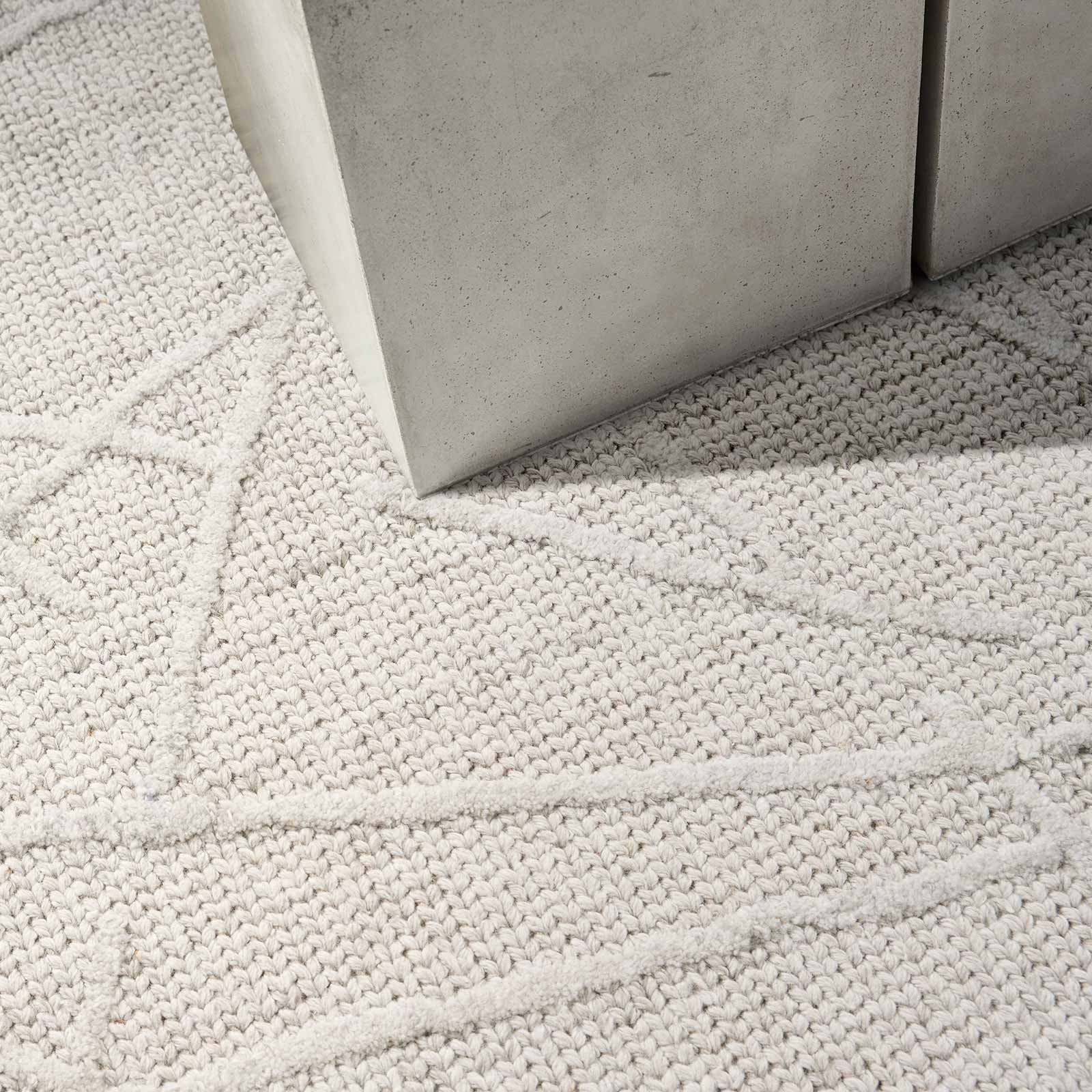 Calvin Klein rug Wander CK044 WND01 IVGRY IVORY GREY 5x7 099446957047 interior 2